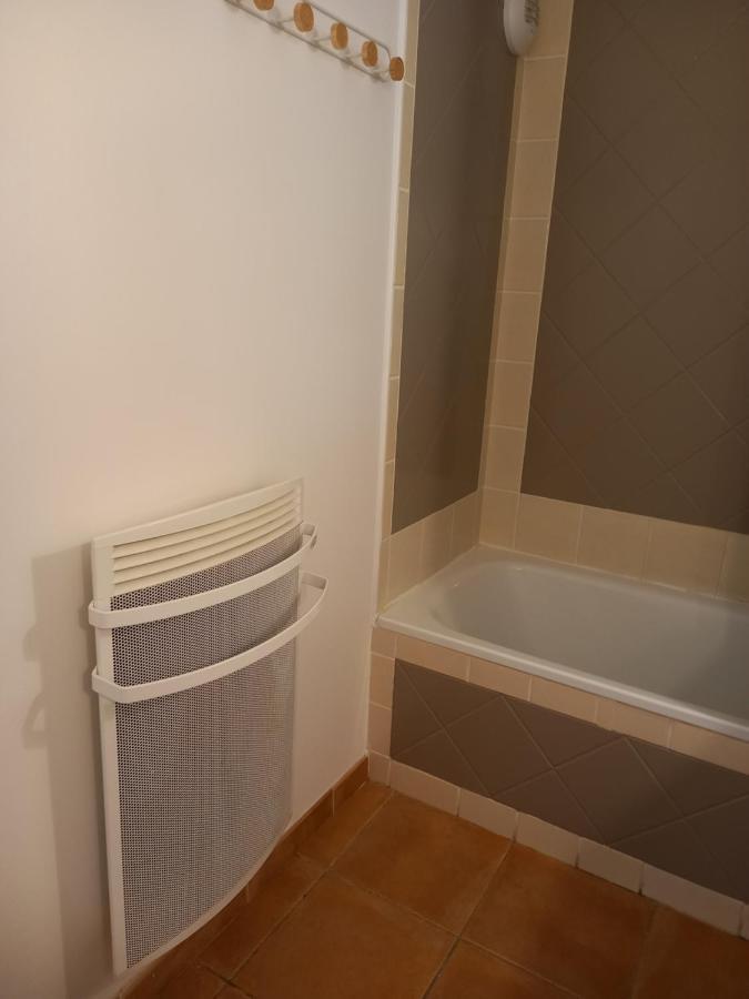 Appartement Cosy Pour Un Sejour Bien-Etre Climatise Saumane-de-Vaucluse Kültér fotó